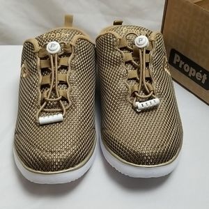 Propet Womens TravelFit Slide Gold/Black Sneakers